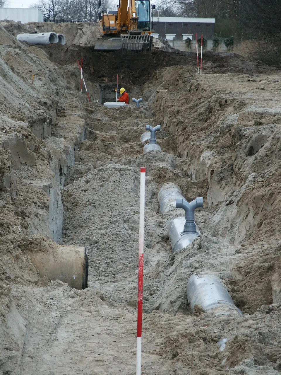 Grondwerk met graafmachine